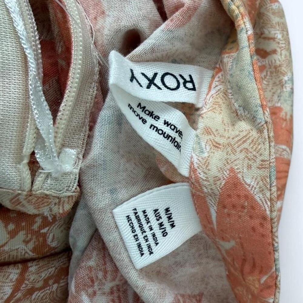 Nwt roxy floral button down tank - Picture 9 of 10